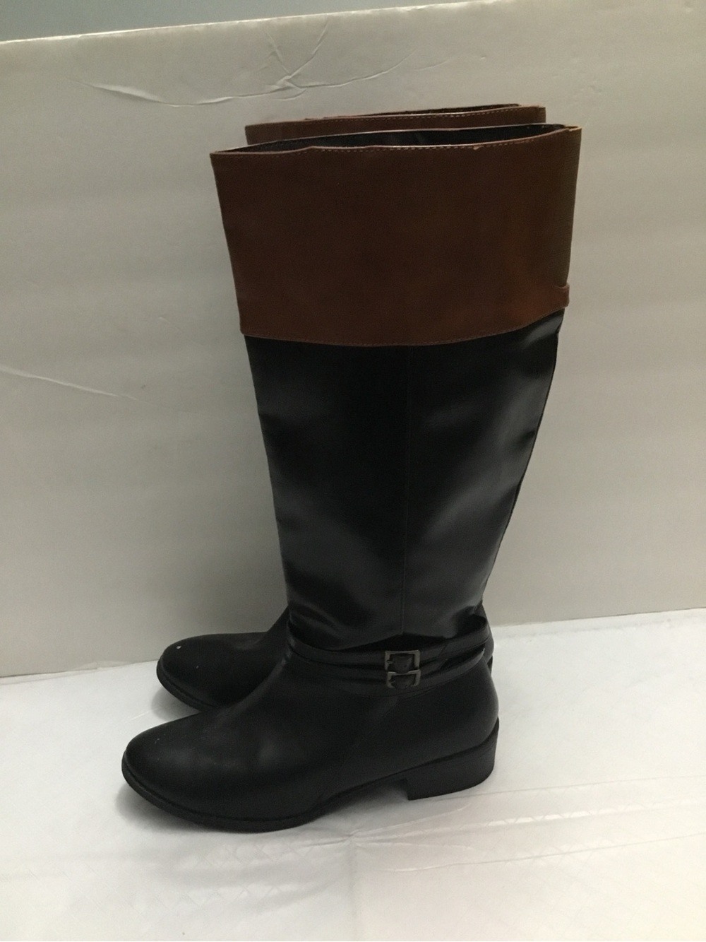 SO‎ Kohl's Two-Tone Black Brown Over-The-Knee Riding Boots Size 9.5